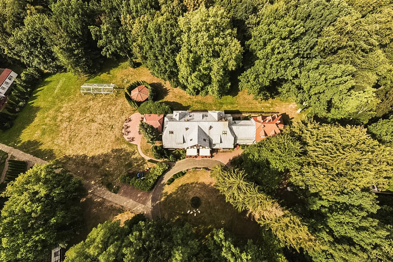 dworek_rzut_z_gory16_10